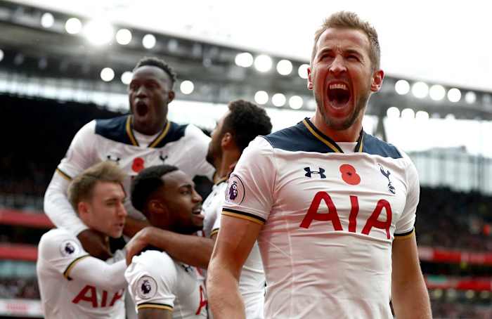 Kane is an avid NFL fan; one of his dogs is named Brady.